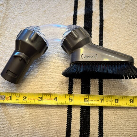 Dyson Multi-Angle Brush Attachment - Picture 4 of 4